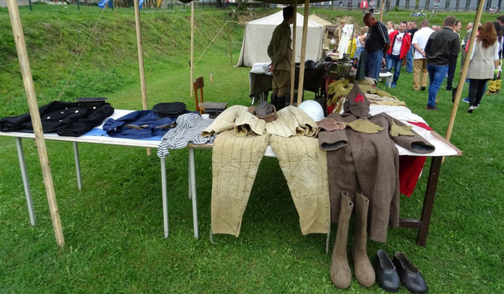 8. fotografia fotogalérie Vojenská výstava