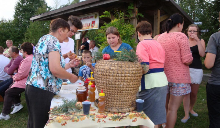 8. fotografia fotogalérie Včelársky deň